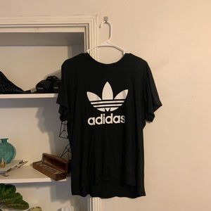 black adidas tshirt